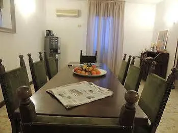 The Boutique רומא