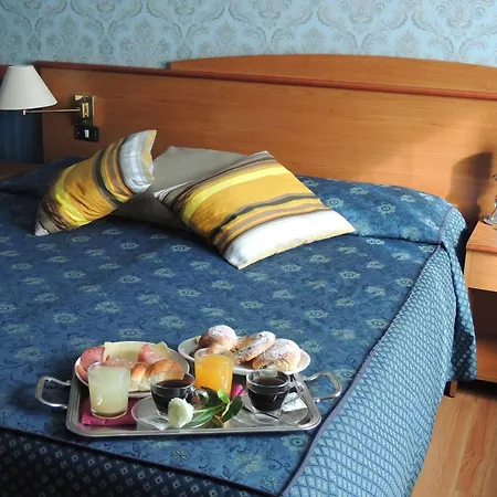 Hotel The Boutique 3*