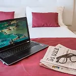 The Boutique 3*