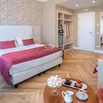 The Boutique Hotel